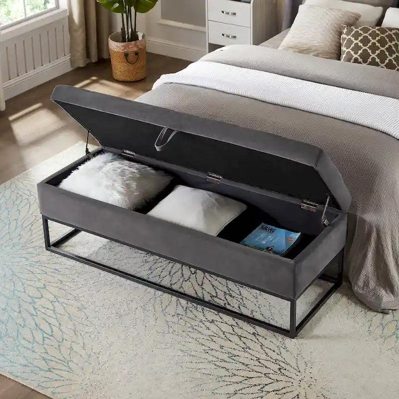 Banc de rangement en velours avec piètement en métal