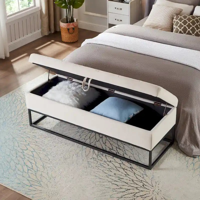 Banc de rangement en velours avec piètement en métal