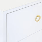 Coffre de rangement laqué blanc et or – 61 cm (L) x 46 cm (P) x 66 cm (H)